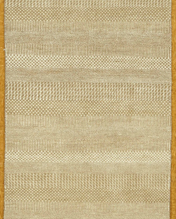 Modern design hand knotted from natural wool in India