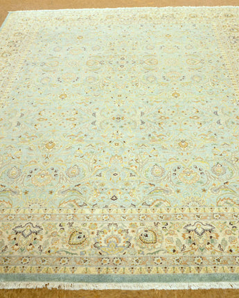 Fine Peshawar Chobi, Hand Knotted from Fine Natural Wool