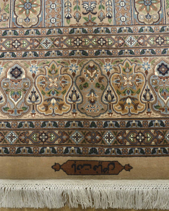 Very Fine Pak Persian Design, Hand Knotted from very Fine Natural Wool, Sign by the Artist