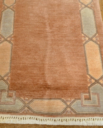 Modern Nepal Hand Knotted Rug, Made from Natural Wool