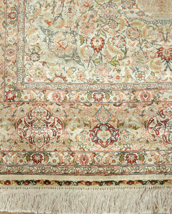 Very Fine hand knotted 100 % Natural Silk Size 5 x 8 Price $6500