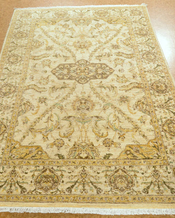 Pak Agra hand knotted from natural wool in Pakistan, size 4 X 6  Price $ 900