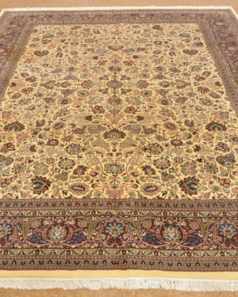 Fine Pak Persian, Hand knotted from fine natural wool in Pakistan, Price: $3500