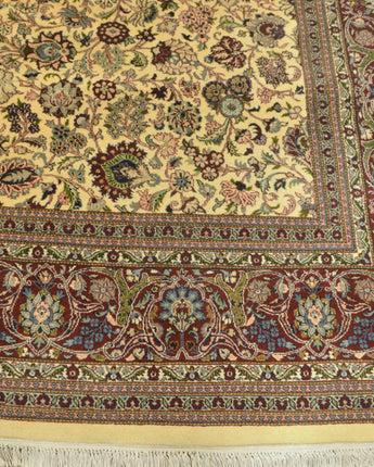 Fine Pak Persian, Hand knotted from fine natural wool in Pakistan, Price: $3500